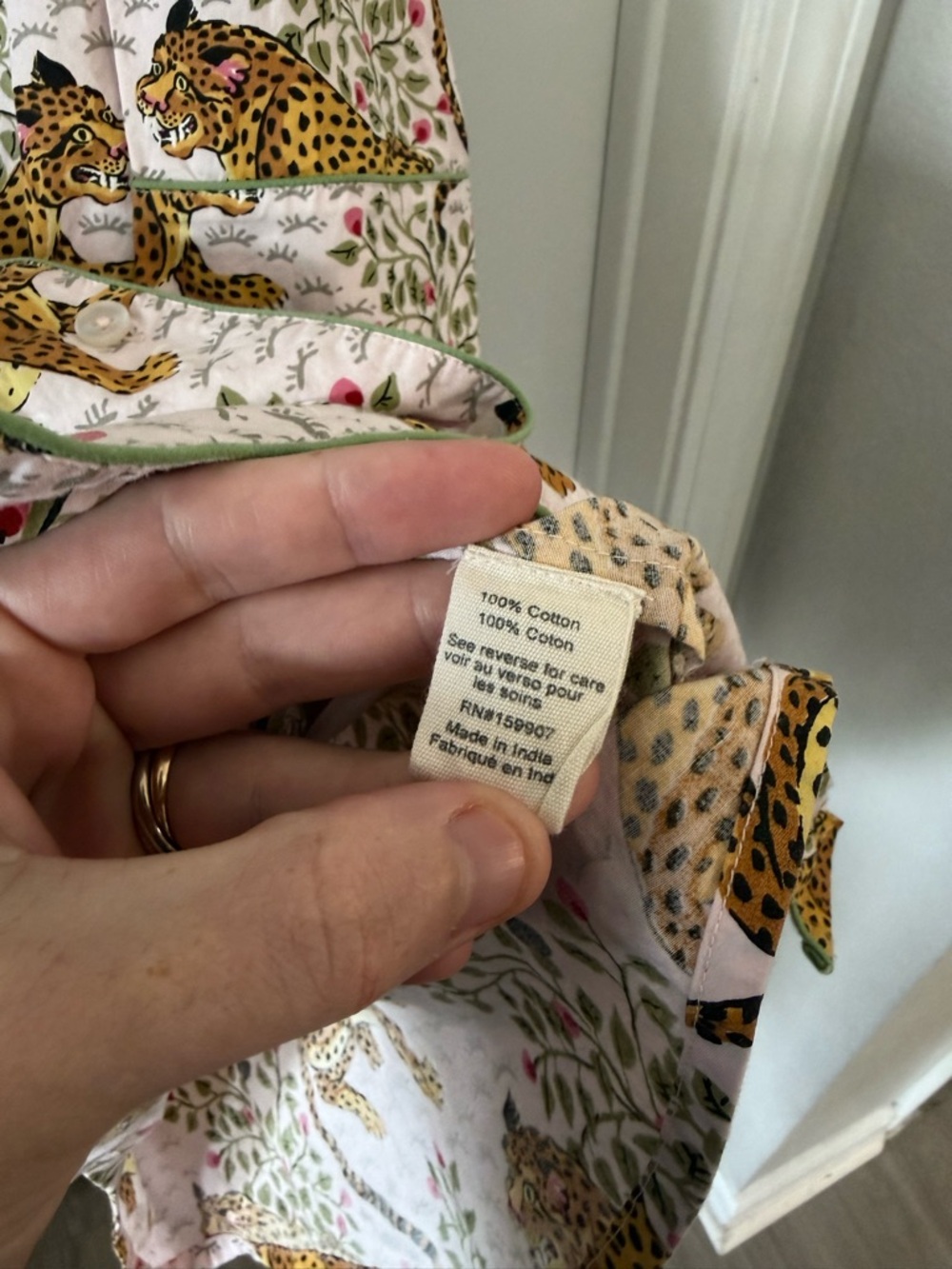 Printfresh Leopard Jungle Print Button Down Top Size L Cotton Statement Blouse - Picture 6 of 6